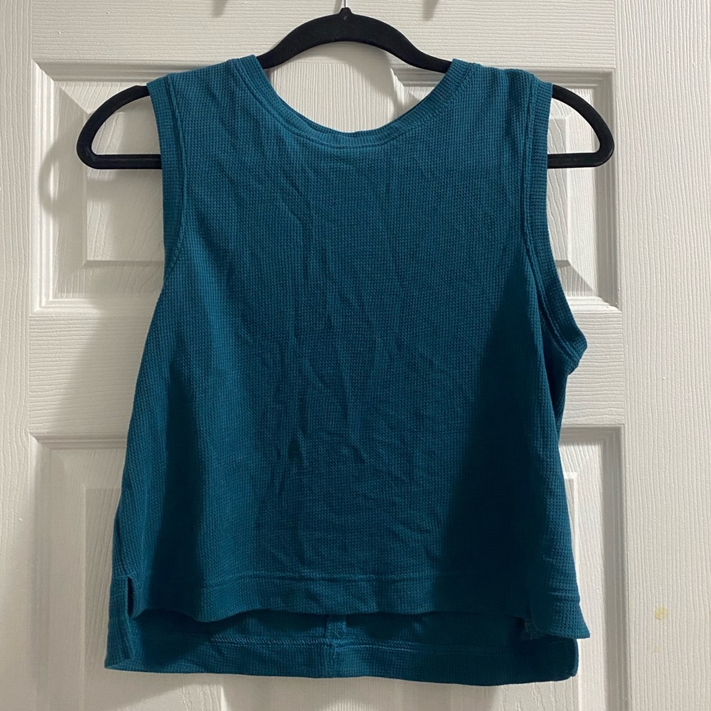 Cropped Workout Tee